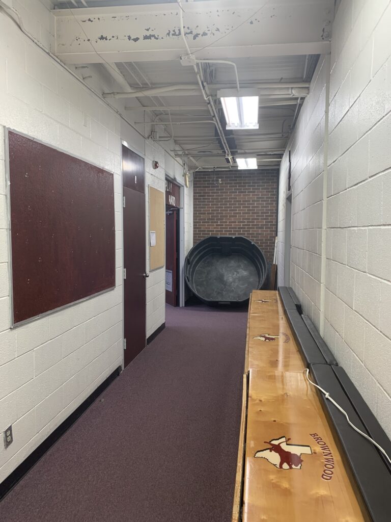 Hallway outside girl's locker room